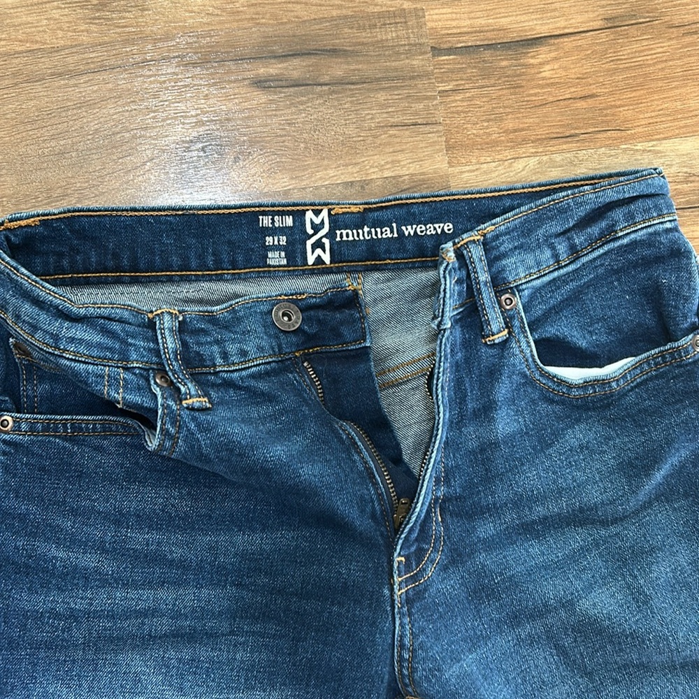 MUTUAL WEAVE THE SLIM MEN  BLUE JEANS  Sz 29 X 32 - Picture 6 of 11